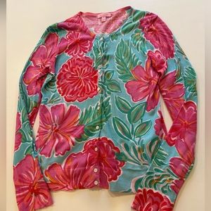 Lilly Pulitzer light sweater, size S/M  good condition